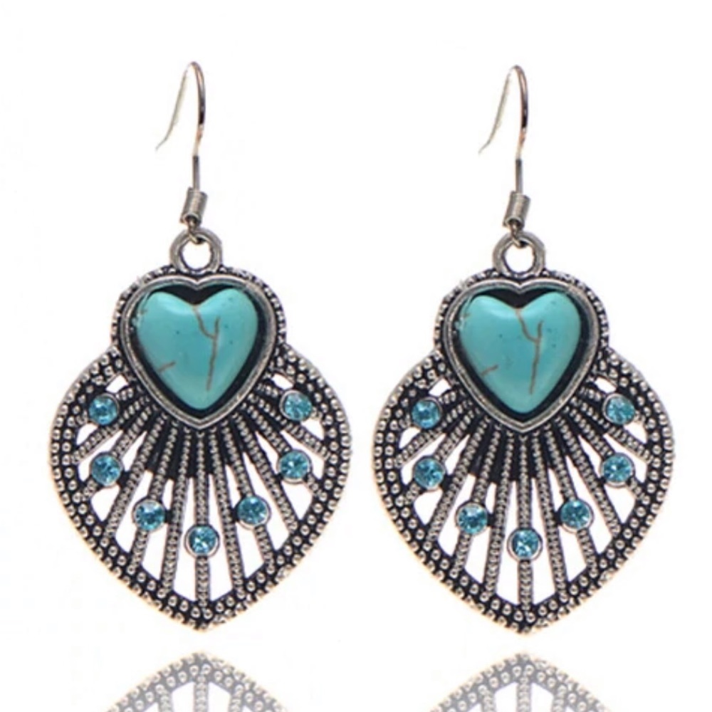 NEW Antique Silver Plated Turquoise Drop Earrings